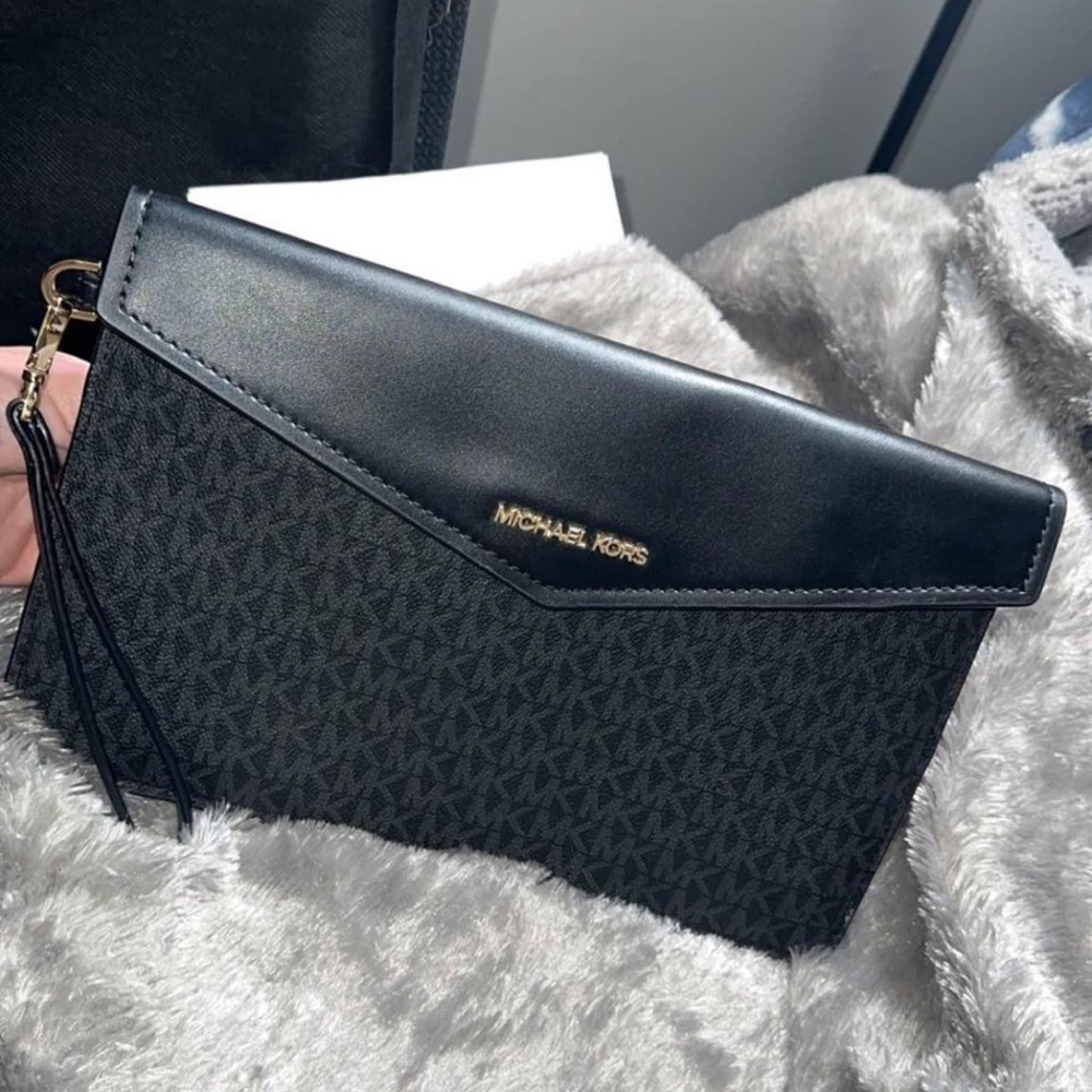 Michael kors leather clutch bag
